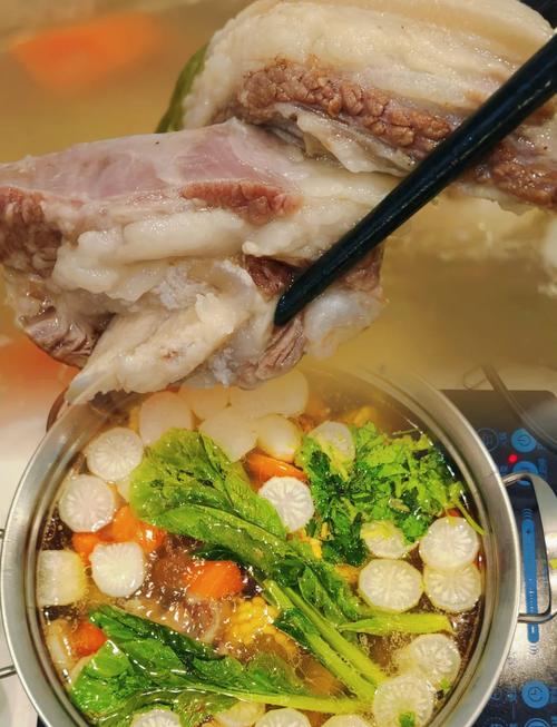 羊肉火锅做法大全，家常怎么做？-图2