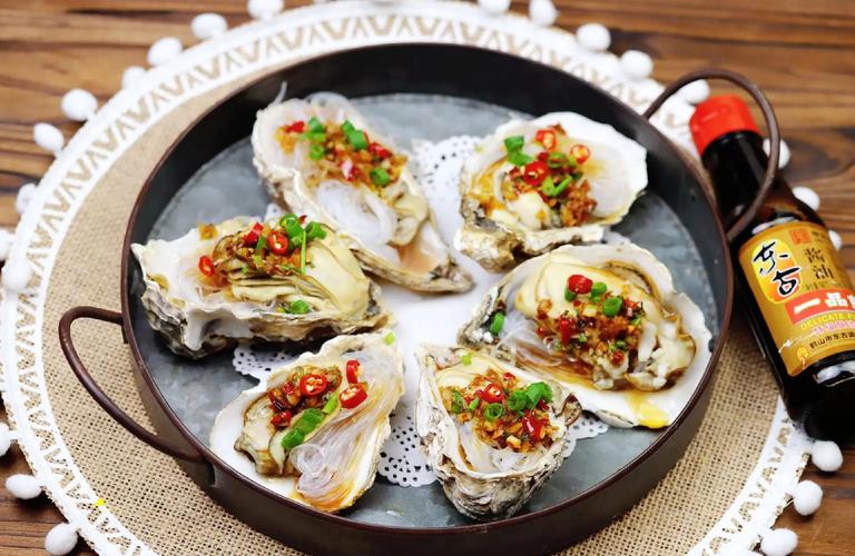 海鲜蒜蓉烤粉丝怎么做？-图3