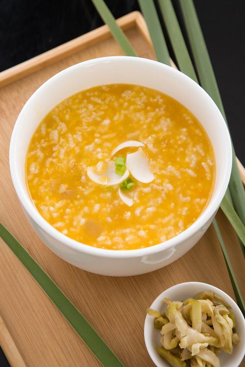 六个月宝宝能吃素菜粥吗？-图1