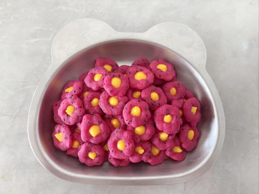 七个月宝宝能吃火龙果辅食吗？-图2