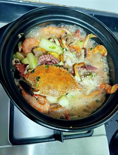 海鲜素菜大杂烩，如何搭配才美味？-图1