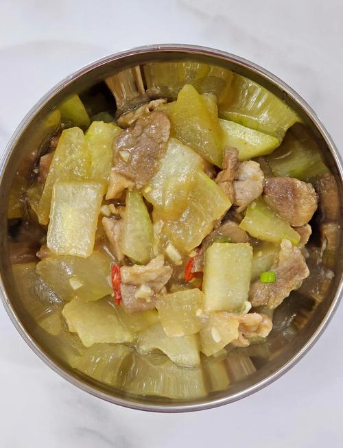 冬瓜炒肉怎么做才好吃？-图1