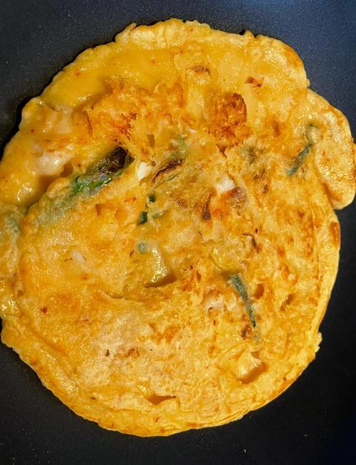 韩式海鲜鸡蛋饼怎么做？-图2