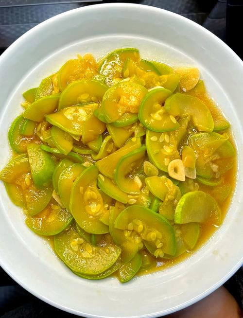 西葫芦怎么做才下饭？家常做法有哪些？-图1