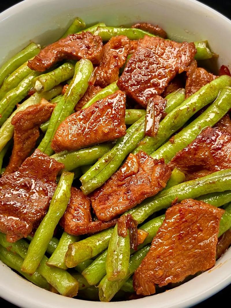 家常肉炒豆角怎么做才好吃？-图1