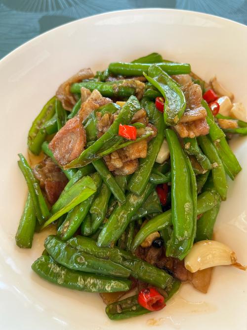 家常肉炒豆角怎么做才好吃？-图2