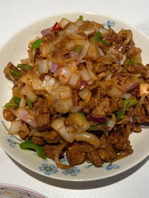 家常洋葱牛肉怎么做才好吃？-图1