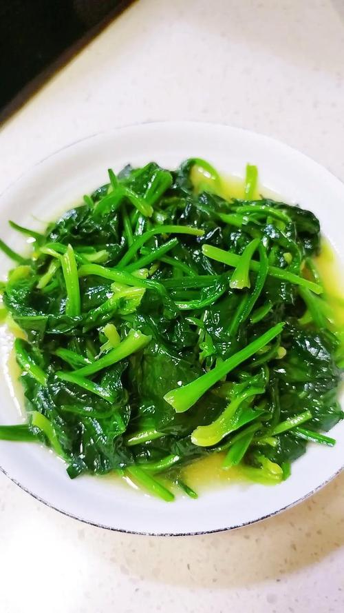 油焖菠菜的做法大全家常-图2