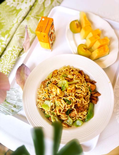 肉丝炒面怎么做？家常做法有哪些？-图1