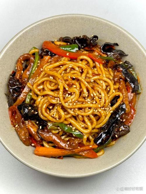 肉丝炒面怎么做？家常做法有哪些？-图2