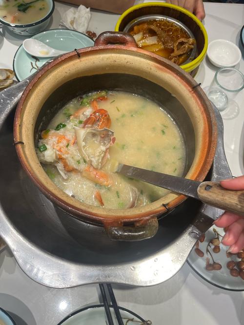 清蒸海鲜下藏粥，这搭配有何讲究？-图3