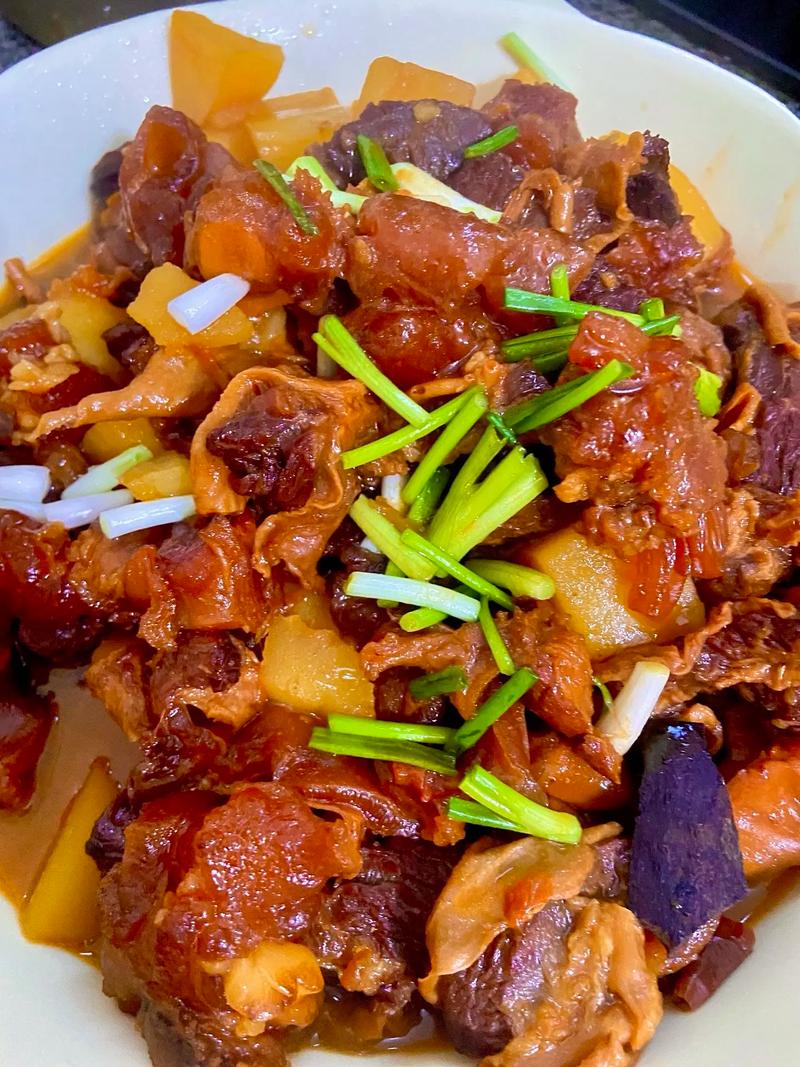 红烧牛筋家常做法有什么窍门？-图1