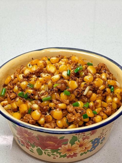 猪肉炒玉米粒怎么做才好吃？-图1