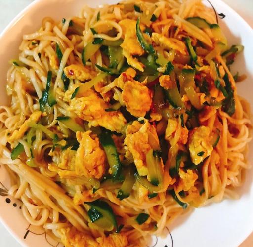 鸡蛋炒面家常做法有哪些？-图2