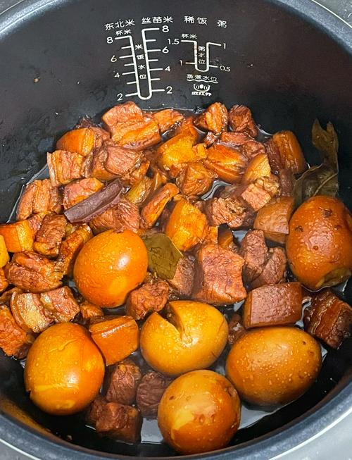 电饭煲红烧肉怎么做才软糯入味？-图3