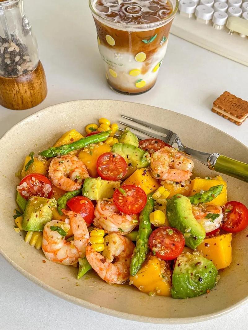 牛油果海鲜沙拉怎么搭配更美味？-图1