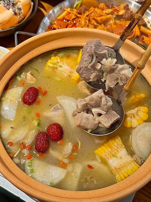 羊骨头汤怎么做才好喝？-图1