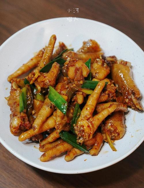 红烧鸡脚家常做法有哪些？-图1