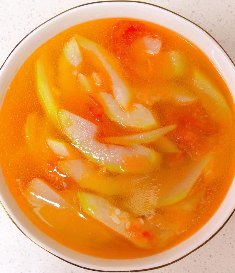 海鲜锅西红柿汤怎么做好喝又入味？-图1