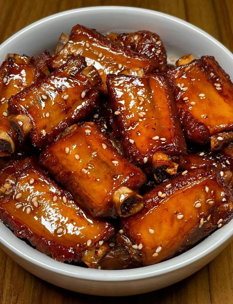 糖醋排骨怎么做才酸甜可口不腻？-图1