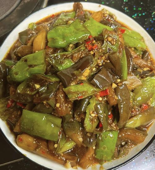 茄子辣椒的做法大全家常-图1