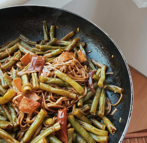 扁豆焖面家常做法有什么窍门？-图2