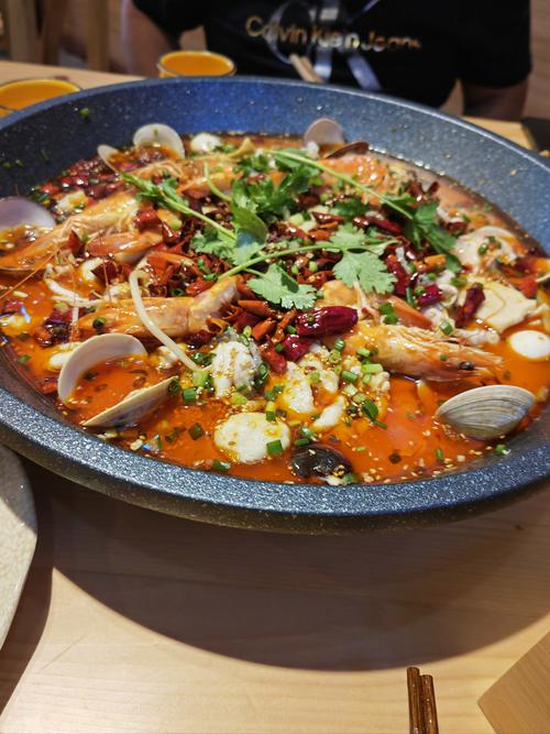 水煮活鱼能加海鲜一起煮吗？-图3