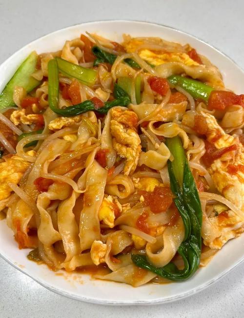 西红柿炒面条怎么做才好吃?-图1 西红柿炒面条怎么做才好吃?-图1