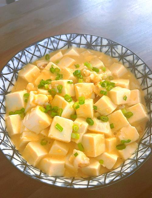 蛋黄海鲜豆腐怎么做？-图2