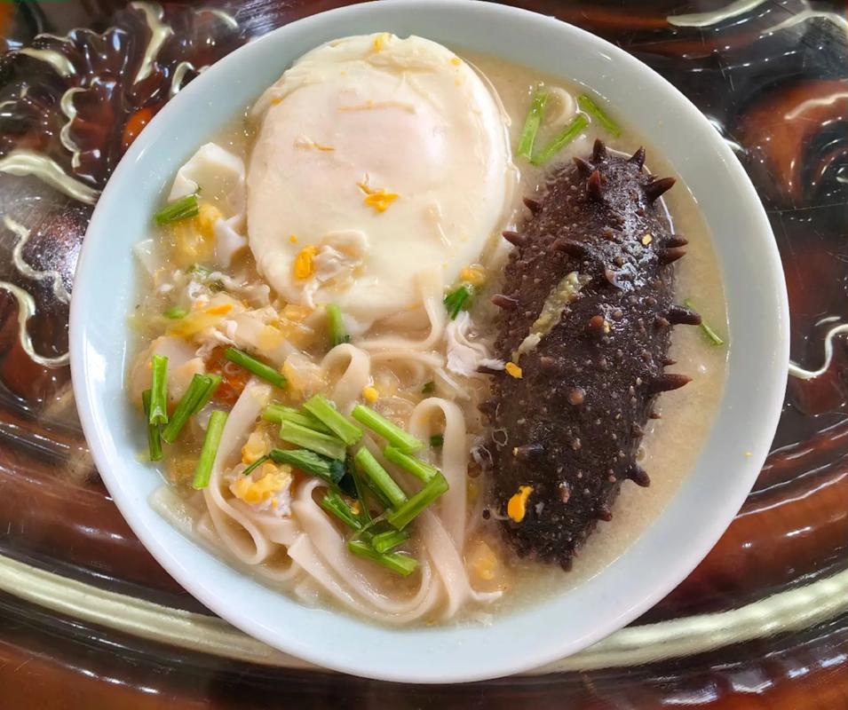 海参海鲜面条怎么做才好吃？-图1