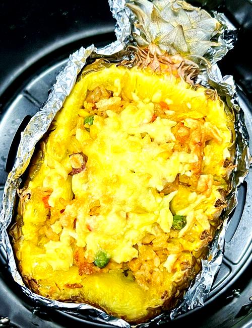 菠萝海鲜焗饭烤箱做法？-图1