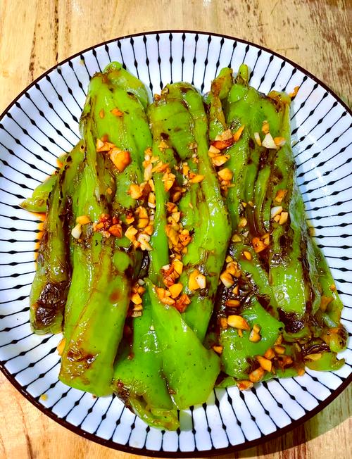 虎皮辣子怎么做才够虎皮？-图2