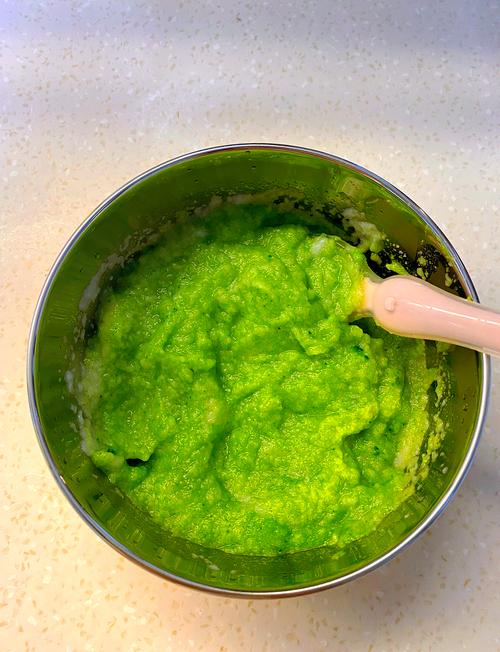 菠菜泥6个月宝宝辅食-图1 菠菜泥6个月宝宝辅食-图1