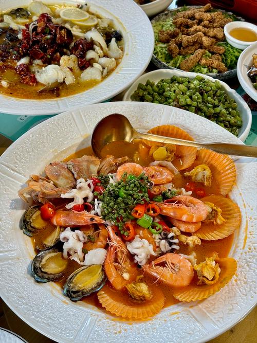 水煮海鲜大杂烩的图片-图3