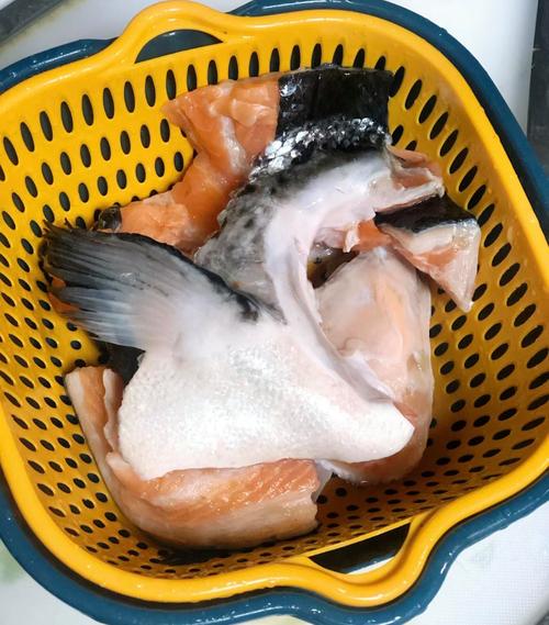 宝宝能喝三文鱼头汤吗?-图3 宝宝能喝三文鱼头汤吗?-图3