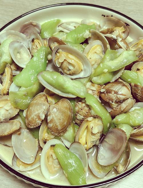 丝瓜可以和海鲜搭配吗-图2 丝瓜可以和海鲜搭配吗-图2