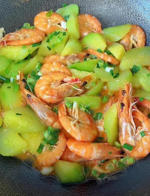 炒黄瓜配海鲜,哪种最鲜香?-图1 炒黄瓜配海鲜,哪种最鲜香?-图1