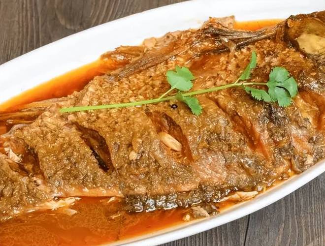 家常炖鱼做法有哪些？-图3