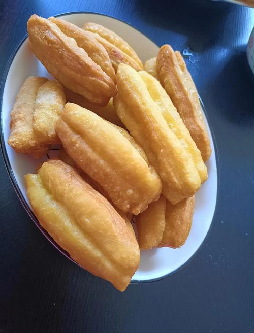 家常油条全家福？怎么炸出酥脆？-图1