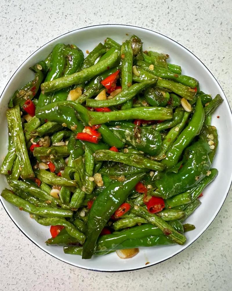 家常豇豆图片全家？做法步骤有哪些？-图2