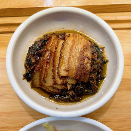 家常梅菜扣肉视频怎么做？-图1