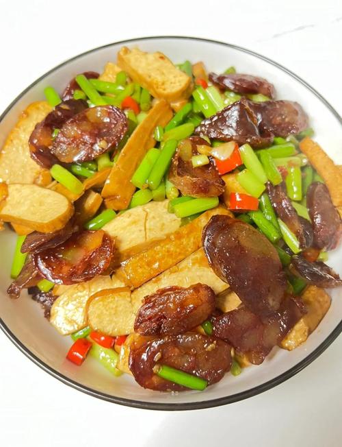 家常味香肠怎么做？简单家常做法在这里！-图3