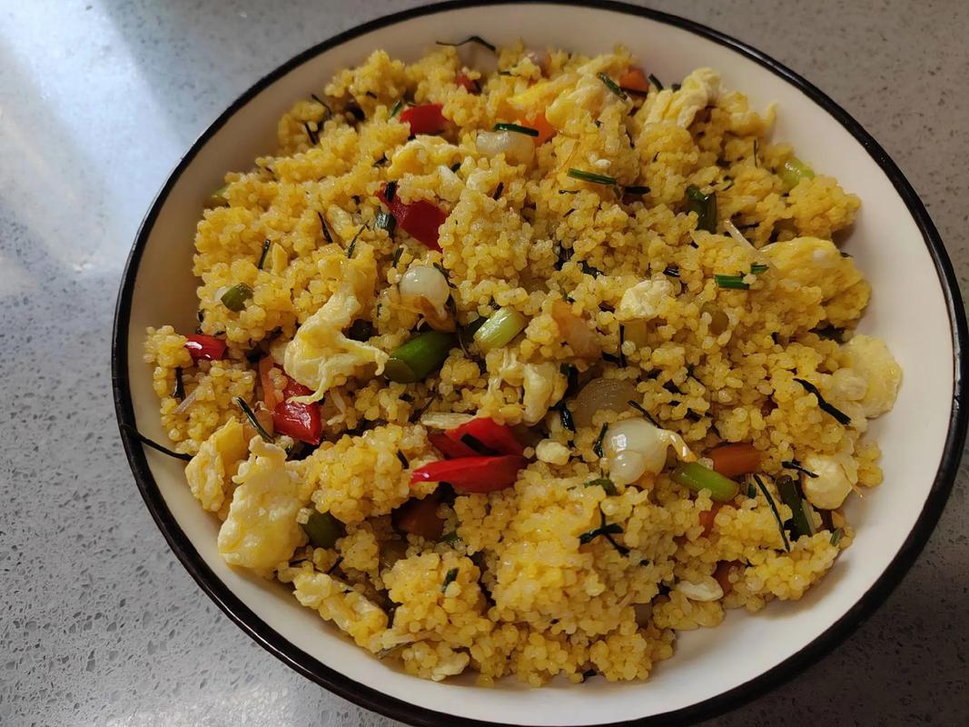 咸小米饭怎么做才好吃？-图1