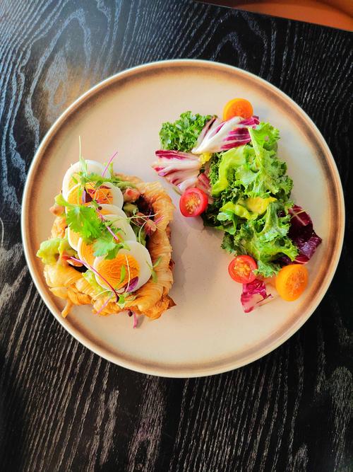 牛油果海鲜色拉有何独特魅力？-图1