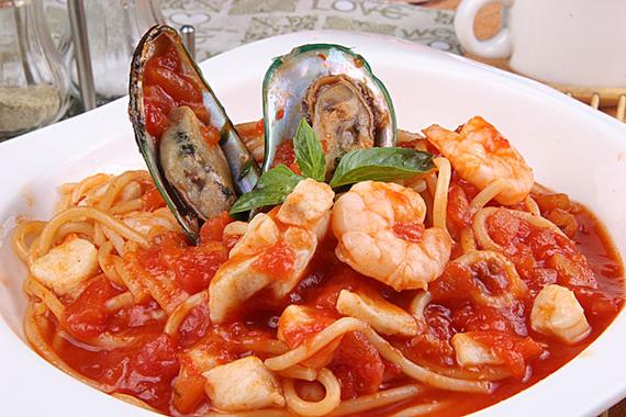 海鲜西红柿同食会中毒吗？-图2