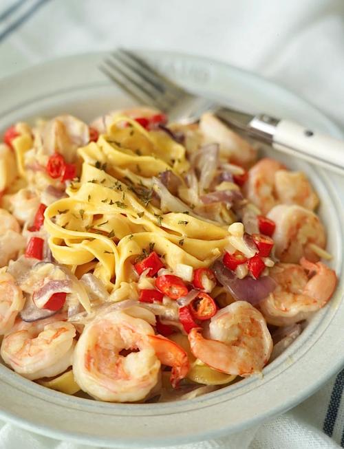 蔬菜奶油海鲜意面怎么做？-图2