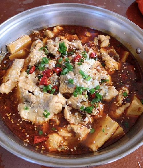 家常水煮鱼做法全？素水煮鱼怎么做？-图2