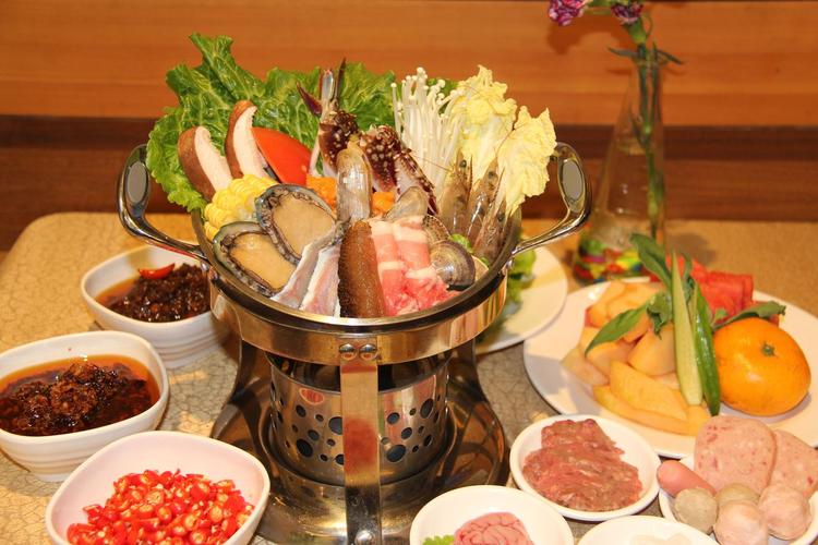 海鲜泡菜火锅有哪些经典做法?-图2 海鲜泡菜火锅有哪些经典做法?-图2