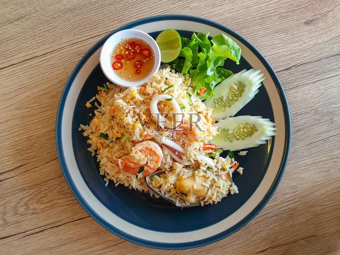 泰国海鲜炒饭怎么做？视频里有什么秘诀？-图2