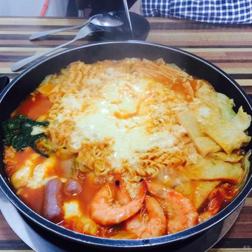 海鲜年糕火锅图片大全，有哪些神仙吃法？-图1